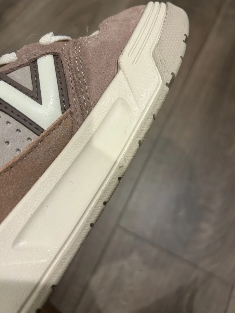 Vans upland shoes in the deep taupe colorway!